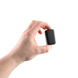 Mini Lokalizator GPS G05 Dla Dziecka i Seniora z Magnesem Podsłuchem SOS Krokomierz 