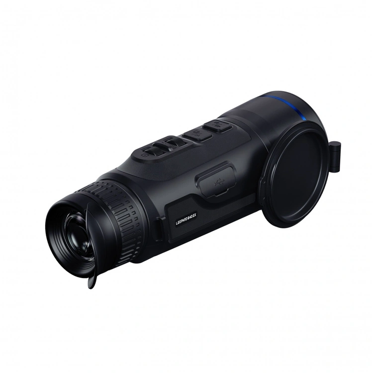 Zbliżenie na obiektyw 50 mm z wbudowanym dalmierzem laserowym PARD Leopard