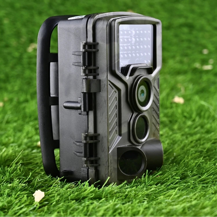 Zestaw Fotopułapka TOPHUNT HC800A + Karta SD 32 GB + 8xAA