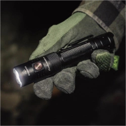Latarka LED Fenix PD35R ace