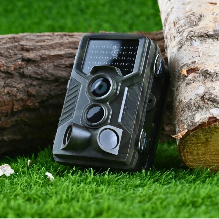 Zestaw Fotopułapka TOPHUNT HC800A + Karta SD 32 GB + 8xAA