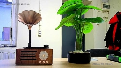 Ładowarka indukcyjna ukryta kamera WiFi z podglądem na żywo MKW55