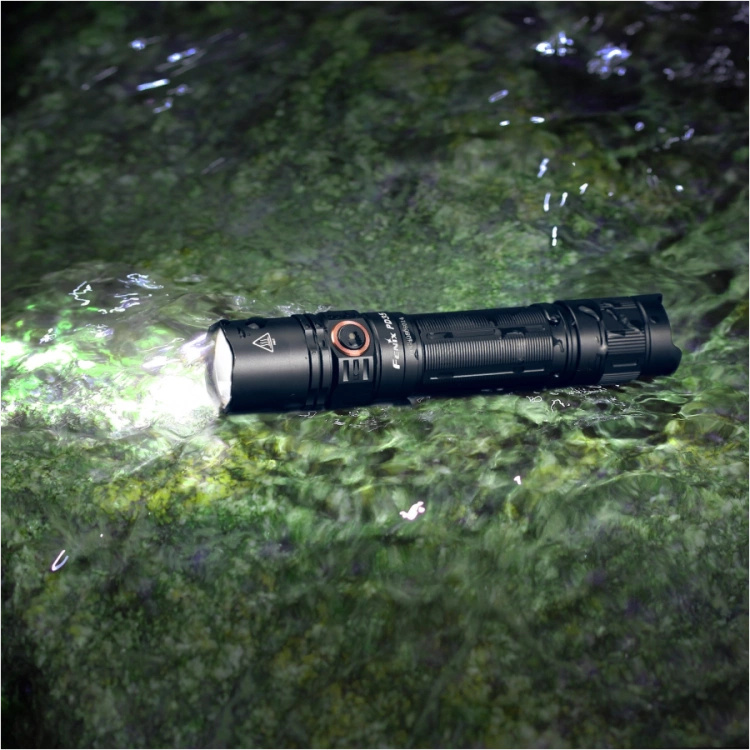Latarka Taktyczna LED Fenix PD35 v3.0