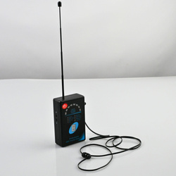 Profesjonalny Wykrywacz SH-055UGTM – Detektor Lokalizatorów GPS, Magnesów i Ukrytych Kamer WiFi