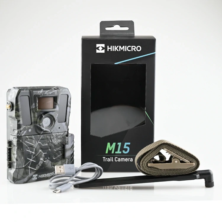 Hikmicro M15 z akcesoriami w opakowaniu