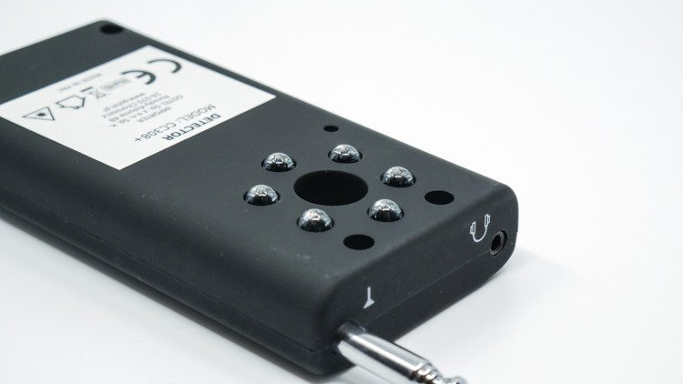  Wykrywacz podsłuchów i kamer CC-308+