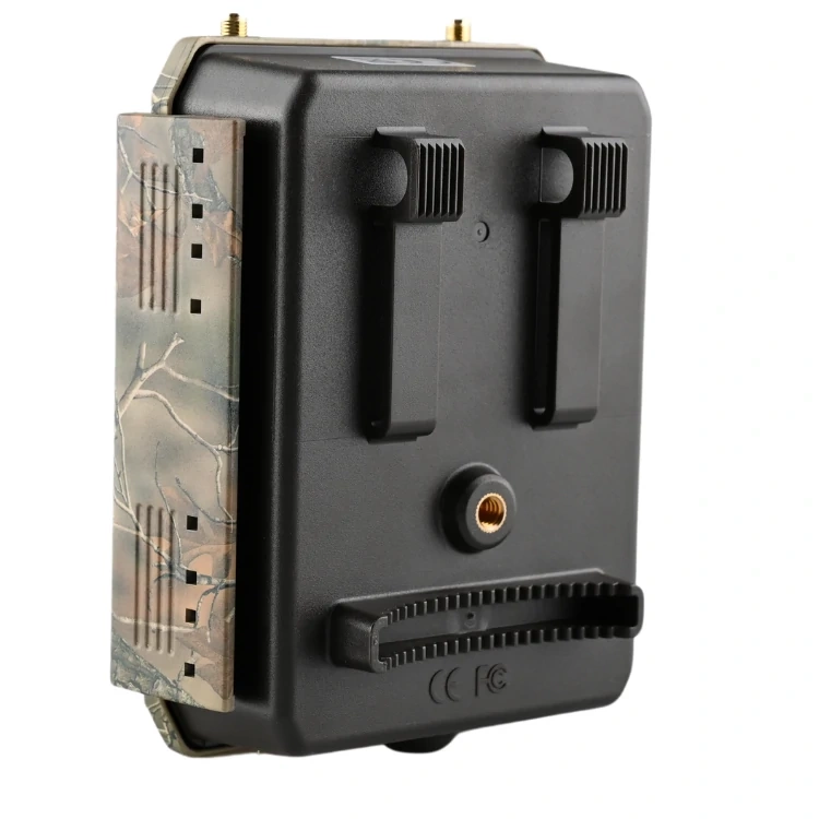 Fotopułapka SF4.0 CG Pro 60° GSM 4G LTE 24MPX widok na pojemnik baterii