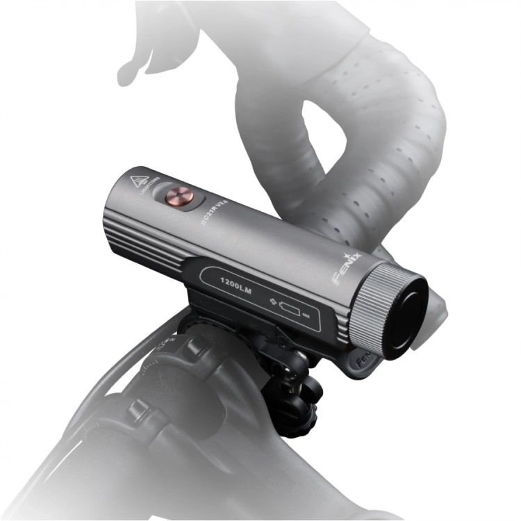 Latarka przednia na rower Fenix BC21R V3.0