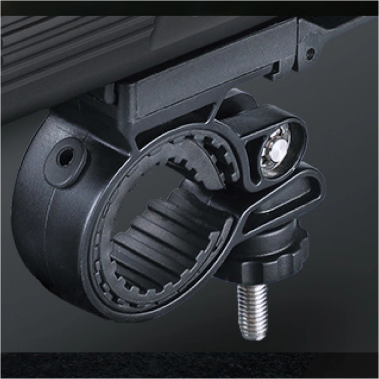 Lampa rowerowa Fenix BC21R v3.0 latarka do roweru