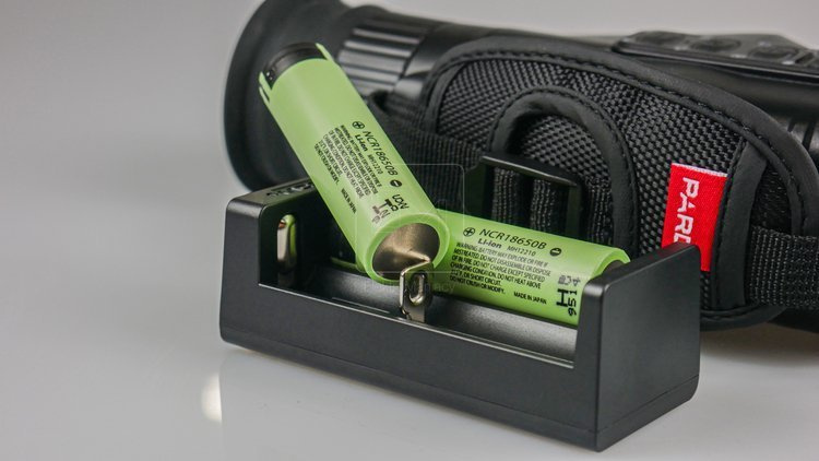 OUTLET Monokular cyfrowy PARD NV-019 Produkt POSERWISOWY!