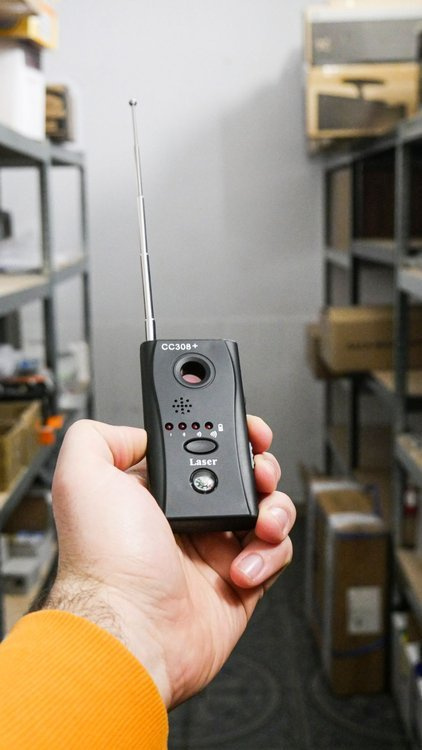  Wykrywacz podsłuchów i kamer CC-308+