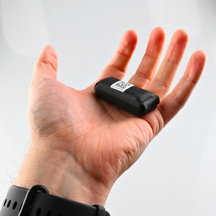 Lokalizator GPS Micro S7 z Podsłuchem i Dyktafonem 28g Nagrywanie na microSD