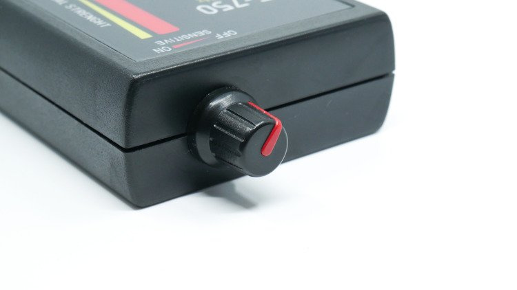 Profesjonalny Wykrywacz Podsłuchów i Kamer RF-750 – Detektor GPS, WiFi i Sygnałów SIM