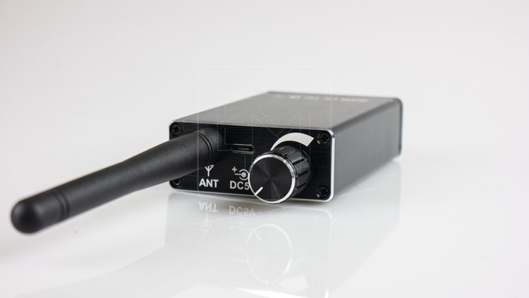 Wykrywacz podsłuchów, kamer WiFi i lokalizatorów GPS WYK-302