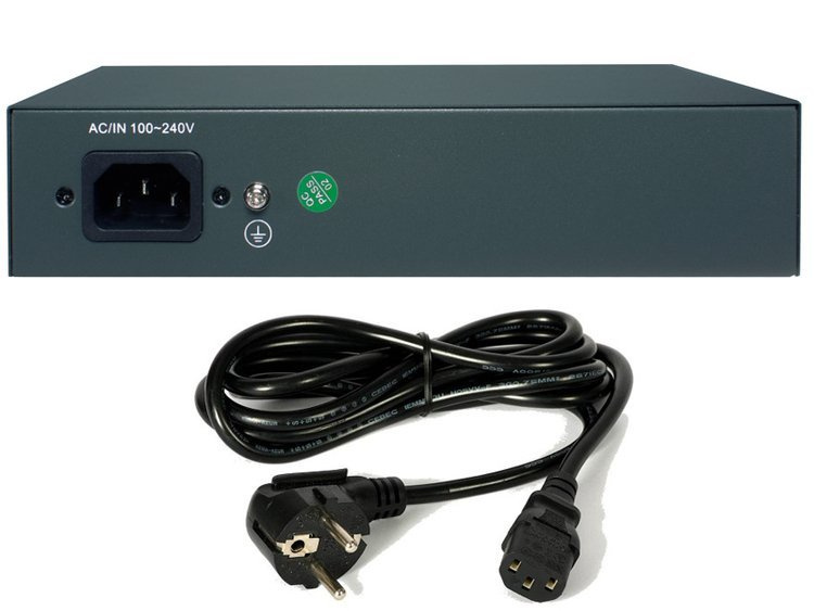 Switch 8 portów PoE + 2 porty Uplink 1000Mb/s