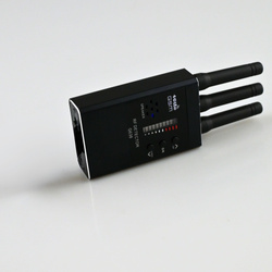 Nowoczesny Wykrywacz Podsłuchów, Kamer i Lokalizatorów MK638 – Inteligentna Ochrona Twojej Prywatności