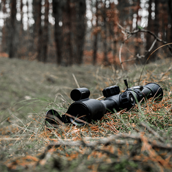 Celownik noktowizyjny Hikmicro ALPEX PRO A50P z uchwytem pod IR