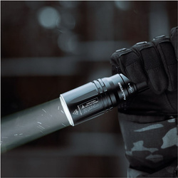Latarka laserowa Fenix HT30R