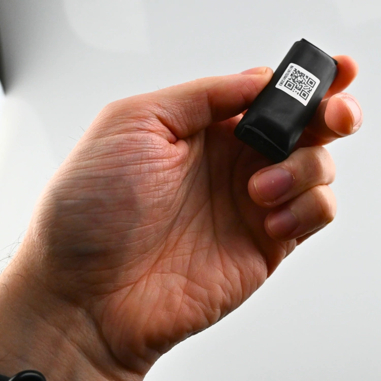 Lokalizator GPS Micro S7 z Podsłuchem i Dyktafonem 28g Nagrywanie na microSD