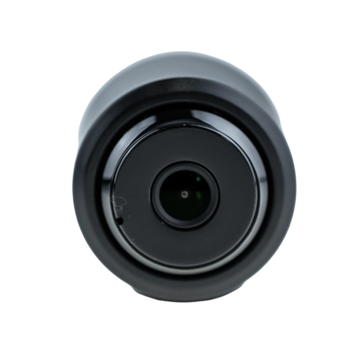 Aplikacja w smartfonie pokazująca podgląd z kamery C1 z funkcją AI tracking