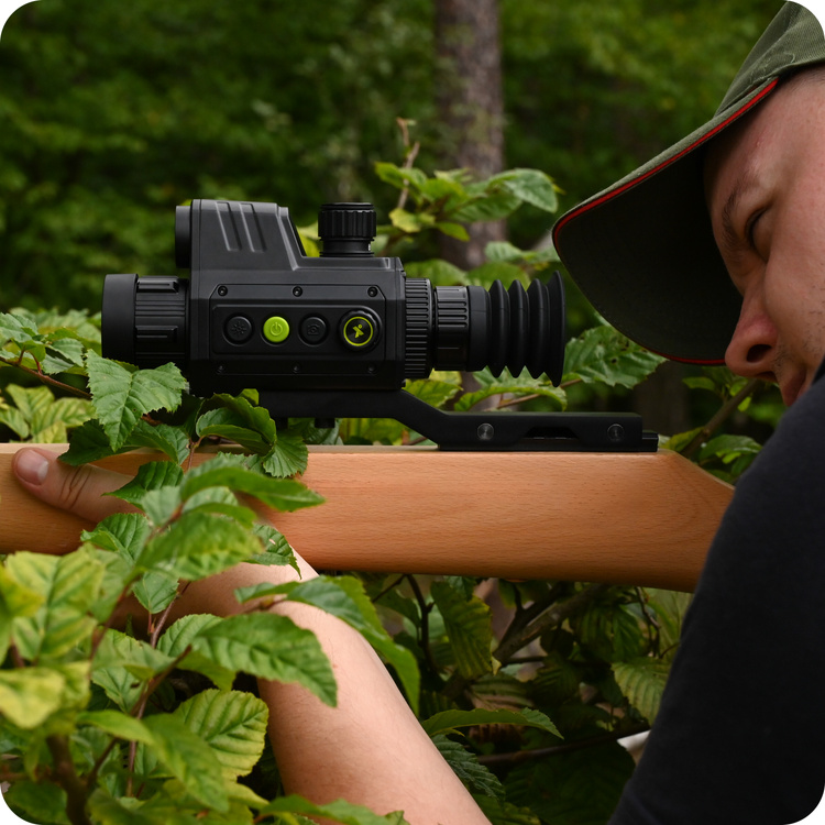 Pixfra Chiron PFI-C435 LRF Termowizor z Dalmierzem Myśliwski