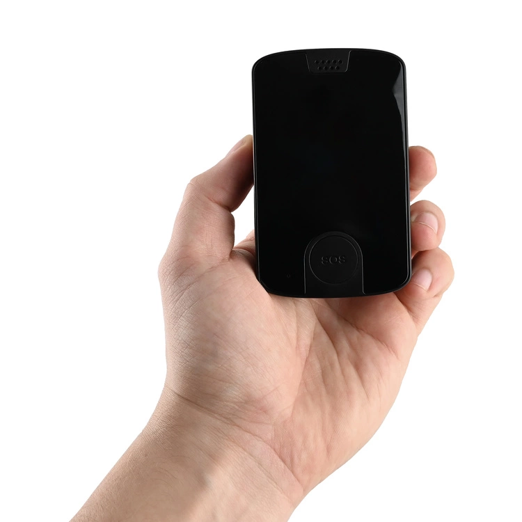 Lokalizator GPS MKX59 trzymany w dłoni - kompaktowy rozmiar urządzenia