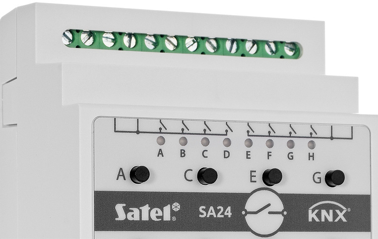 Uniwersalny aktor przełączający KNX-SA24